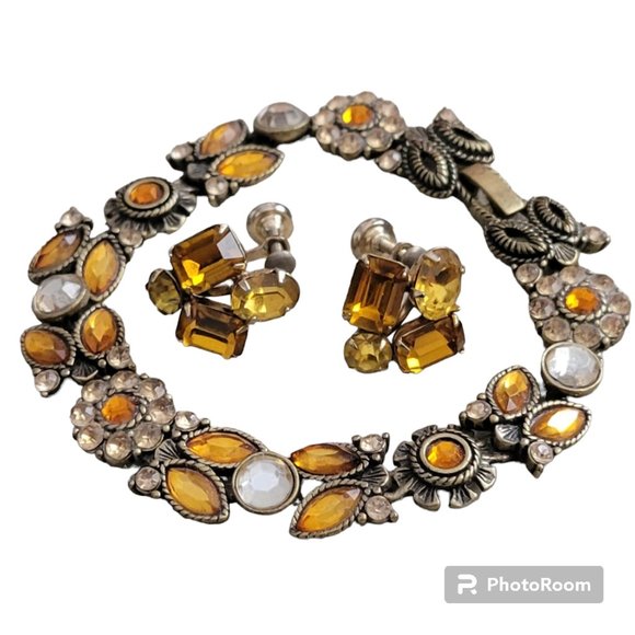 Vintage Heirloom Golden Sunflower Gemstone Bracelet and Screw-back Earrings Set - Picture 4 of 7